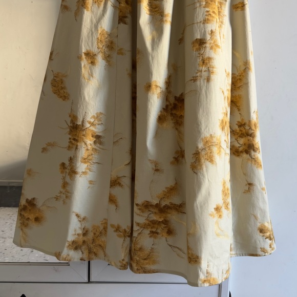 Reformation Kastoria Dress in Golden Hour Size 4 - Picture 5 of 9